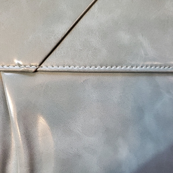 MICHE MINDI CLASSIC MAGNETIC SHELL ONLY - Picture 5 of 7